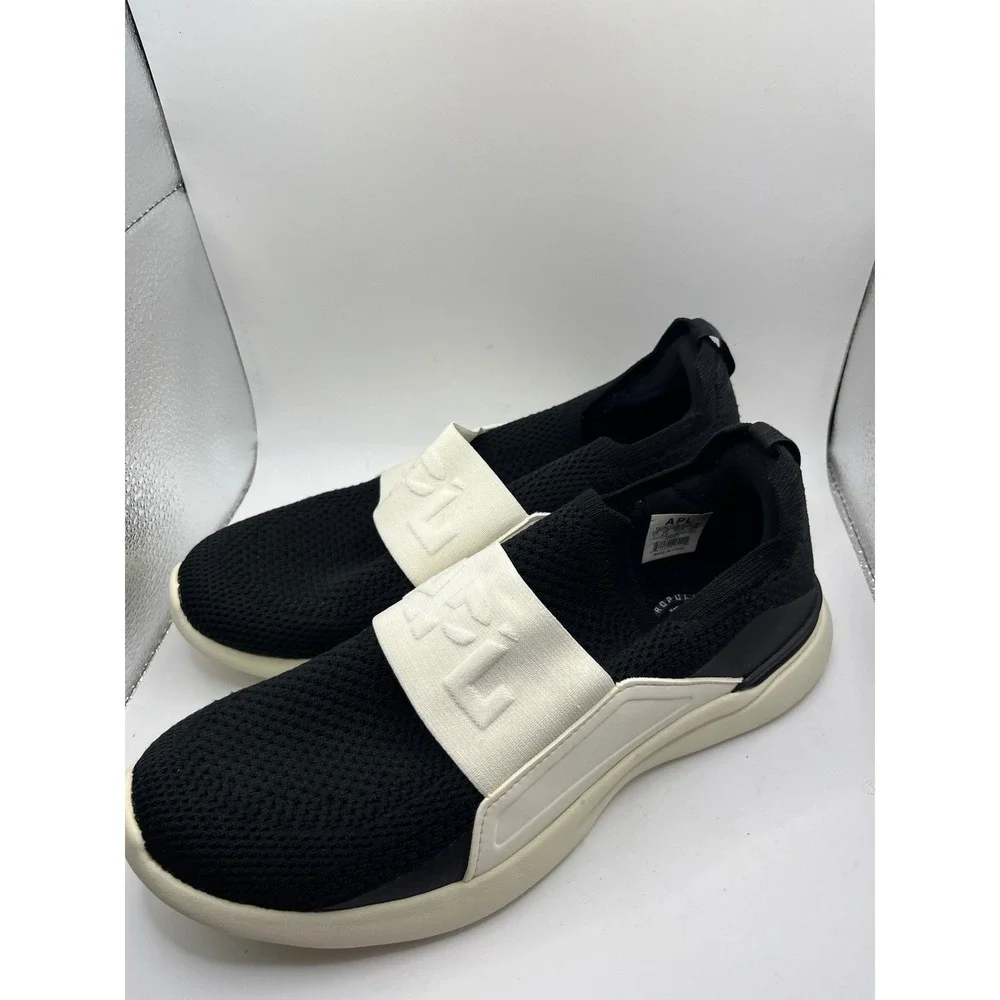 APL Techloom Bliss W Black White Slip On Sneakers Women's‎ Size 7 Athletic Shoes